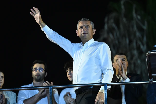 CHP Lideri Özgür Özel Adana Halkıyla Buluştu