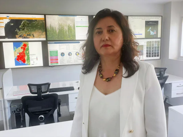 Uzaydan Görüntülenen Yangınlar Türkiye'nin Geleceğine Işık T...