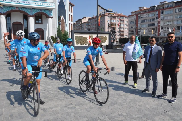 Ömer Halisdemir Anısına Düzenlenen Bisiklet Turu Kütahya'da Devam Ediyor