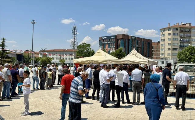Kırşehir'de Şehitlerimiz İçin Aşure İkramı Gerçekleştirildi