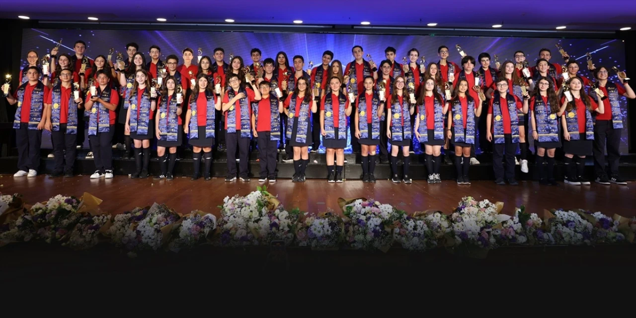 Bilfen Öğrencilerinden LGS'de Büyük Başarı: 49 Kişi Türkiye Birincisi
