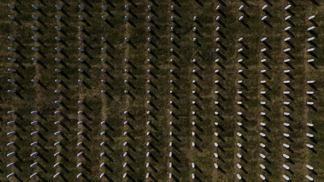 Srebrenitsa Soykırımı'nın 30. Yılında Potoçari'de Hüzünlü Sessizlik