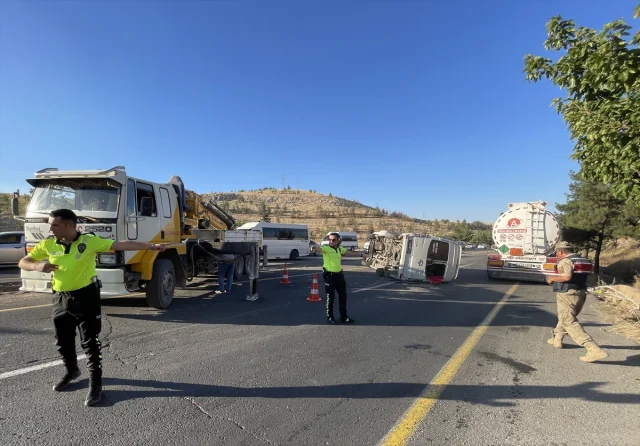 Şanlıurfa'da Feci Trafik Kazası: 13 Yaralı