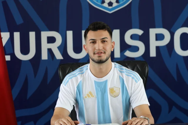 Erzurumspor FK'nın Yeni Transferi Adem Eren Kabak ile Yükselişi Hedefliyor