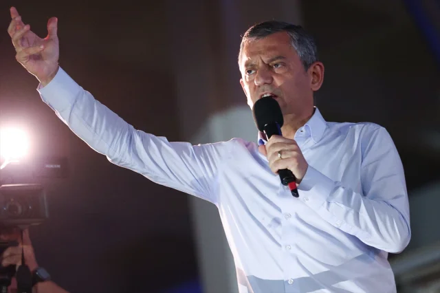 CHP Genel Başkanı Özgür Özel Antalya'da Çarpıcı Açıklamalar Yaptı
