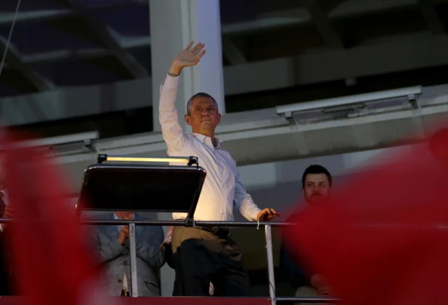 CHP Genel Başkanı Özgür Özel Antalya'da Çarpıcı Açıklamalar Yaptı