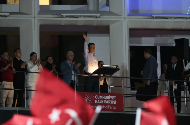 CHP Genel Başkanı Özgür Özel Antalya'da Çarpıcı Açıklamalar Yaptı