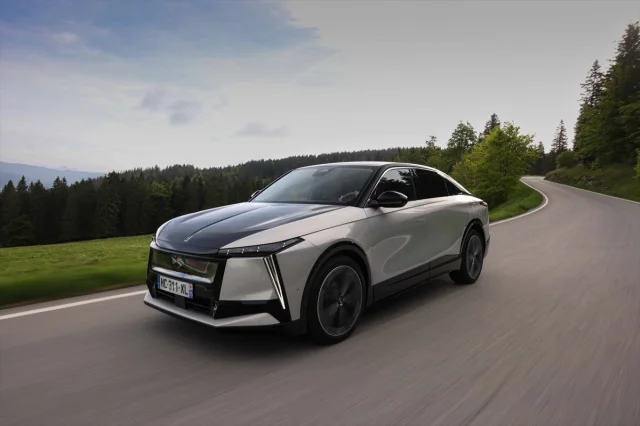 DS Automobiles: Sanat ve Teknolojinin 70 Yıllık Buluşması