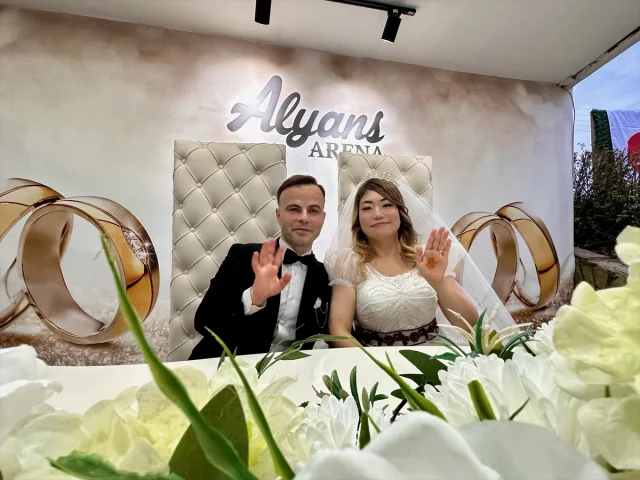 Düzce'de Kültürel Kaynaşma Rüzgarı Esti Japon Gelin Türk Usulü Düğün Yaptı