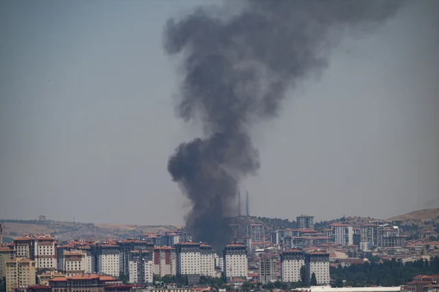 Ankara Altındağ'daki Fabrika Yangını Korkuttu