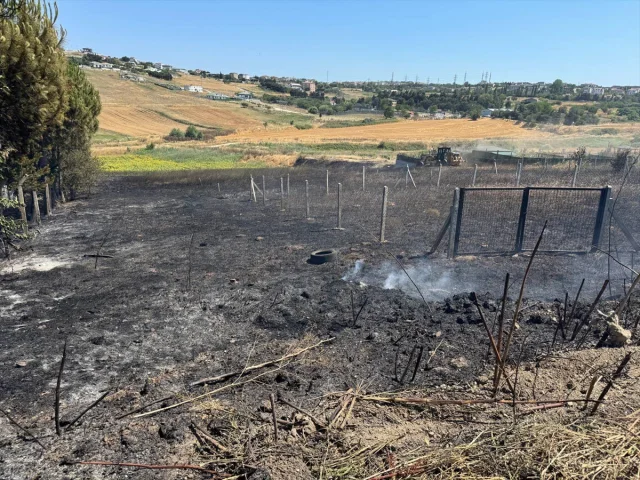 Büyükçekmece'de Çıkan Yangın Hızla Kontrol Altına Alındı
