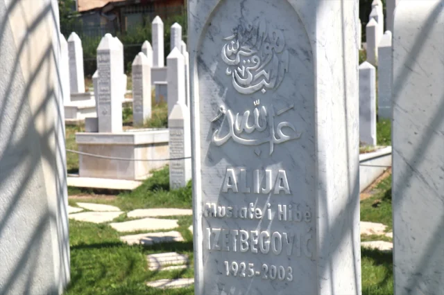 Ali Erbaş'tan Bosna Hersek'te Anlamlı Ziyaretler