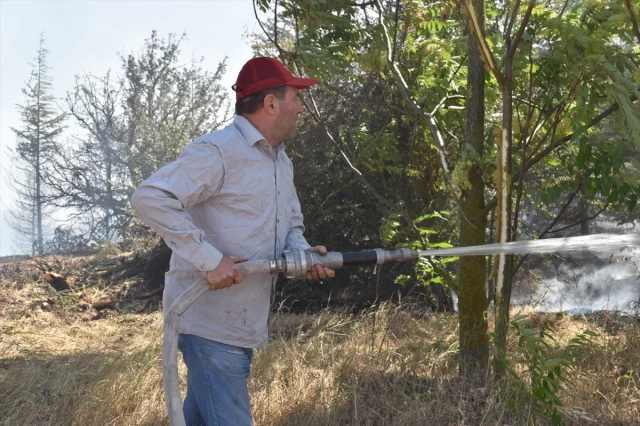 Kırklareli'nde Tehlike Anız Yangınıyla Geldi