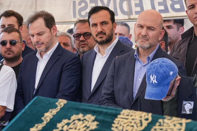 Yiğit Bulut İçin İstanbul'da Duygusal Veda
