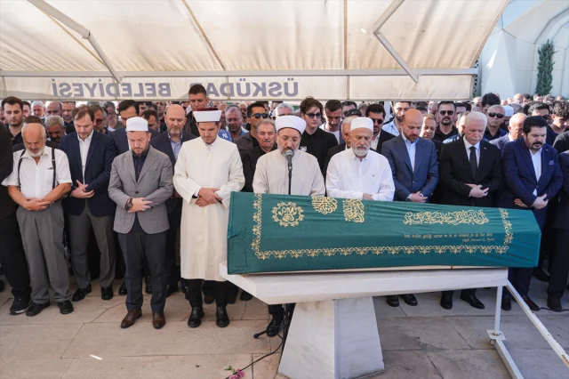Yiğit Bulut İçin İstanbul'da Duygusal Veda
