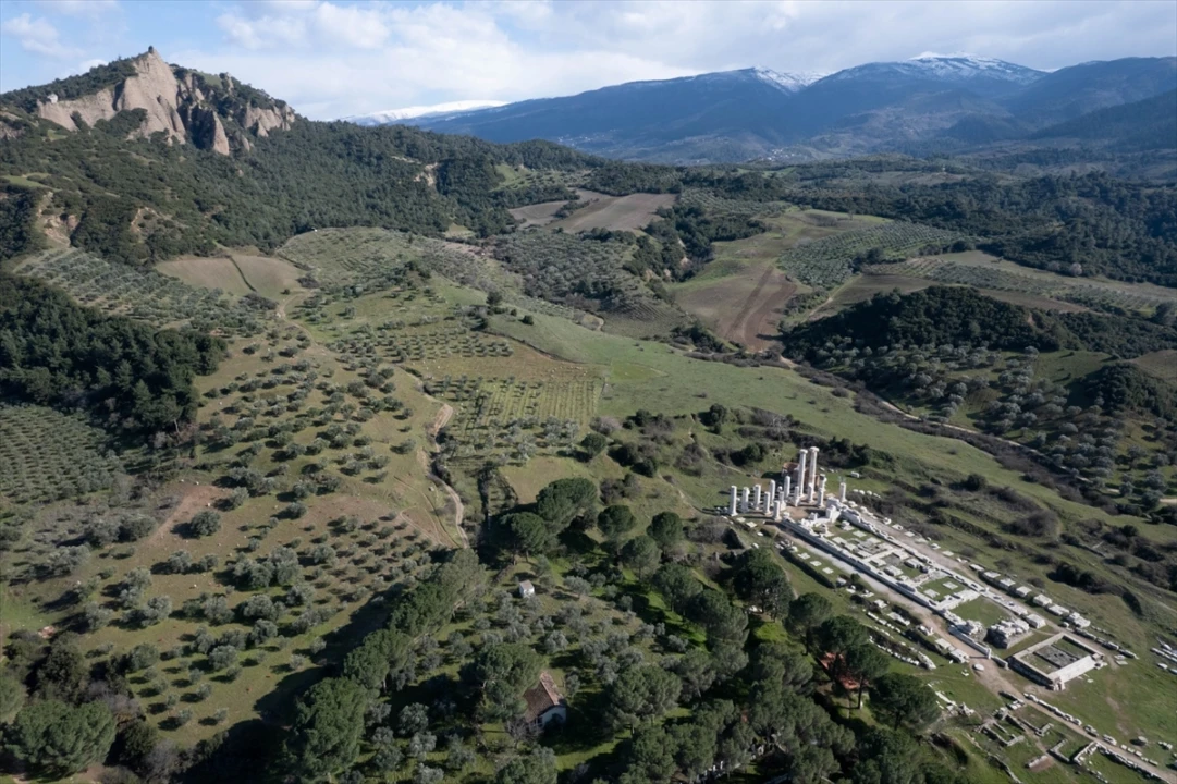 Sardes Antik Kenti ve Lidya Tümülüsleri UNESCO Dünya Mirası Listesi'nde