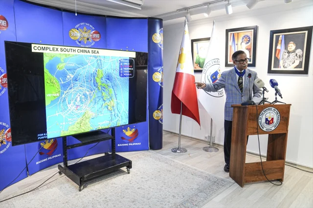 Filipinler Ankara Büyükelçiliğinde Tahkimin Yüzleri Fotoğraf...