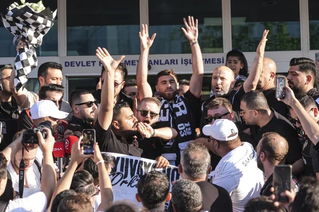 Beşiktaş'a Büyük Transfer Müjdesi: Orkun Kökçü İstanbul'da