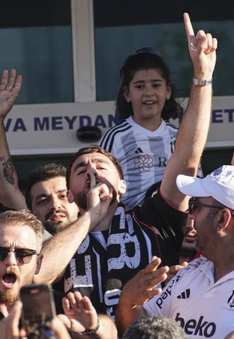 Beşiktaş'a Büyük Transfer Müjdesi: Orkun Kökçü İstanbul'da