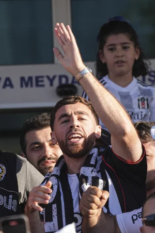 Beşiktaş'a Büyük Transfer Müjdesi: Orkun Kökçü İstanbul'da