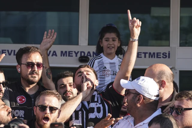 Beşiktaş'a Büyük Transfer Müjdesi: Orkun Kökçü İstanbul'da