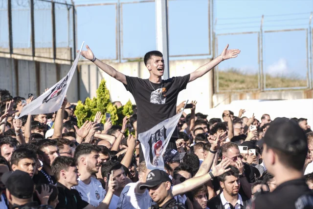 Beşiktaş'a Büyük Transfer Müjdesi: Orkun Kökçü İstanbul'da