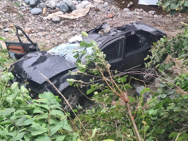 Rize'de Üzücü Trafik Kazası: Bir Kişi Hayatını Kaybetti, Sekiz Kişi Yaralı