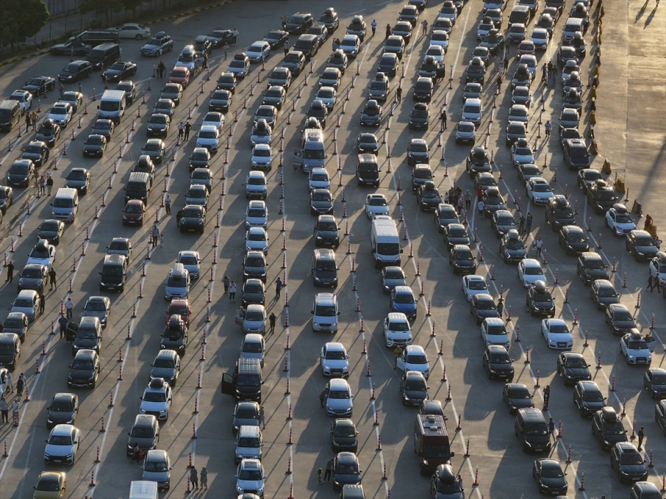 Kapıkule Sınır Kapısı'nda Yoğun Gurbetçi Girişi