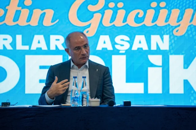 AK Parti'nin Kızılcahamam Toplantısında Türkiye'nin Geleceği Ele Alındı