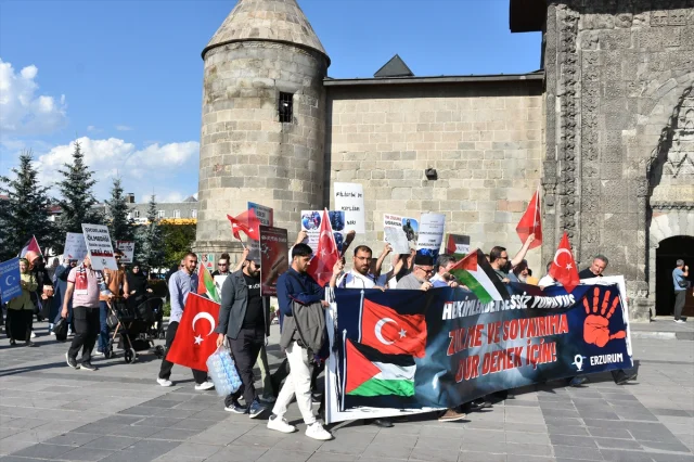 Erzurum'da Sağlık Çalışanlarından Gazze İçin 87 Haftalık Protesto Yürüyüşü