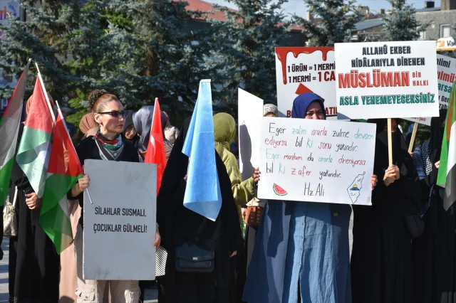 Erzurum'da Sağlık Çalışanlarından Gazze İçin 87 Haftalık Protesto Yürüyüşü