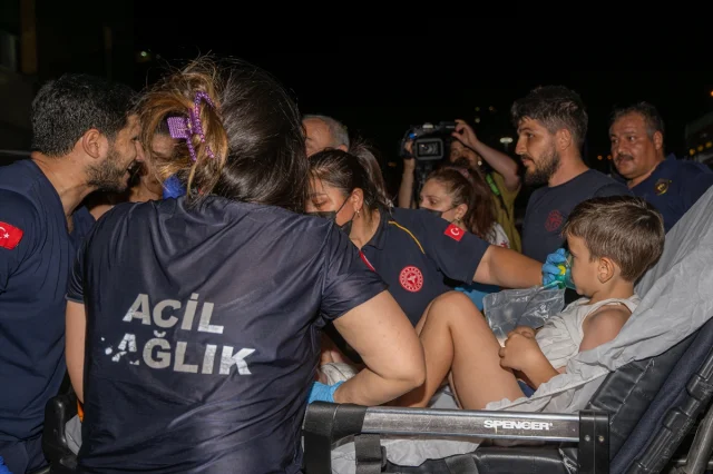 Ankara'da Yüksek Binada Çıkan Yangın Üç Can Aldı