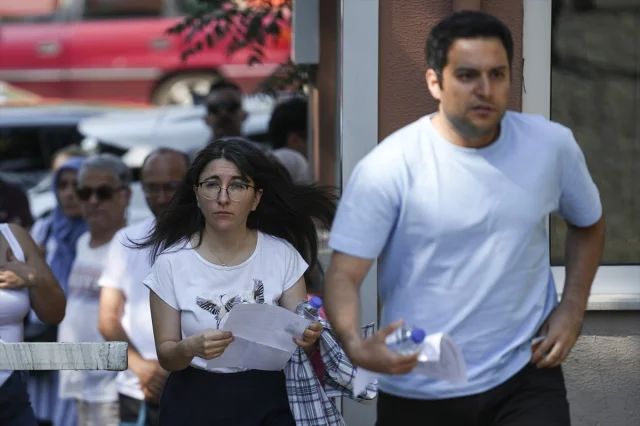 Milli Eğitim Bakanlığı Akademi Giriş Sınavı: İlk Oturum Başarıyla Tamamlandı