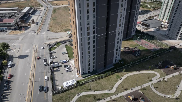 Ankara'da 26 Katlı Binada Çıkan Yangının Ardındaki Sebepler Araştırılıyor