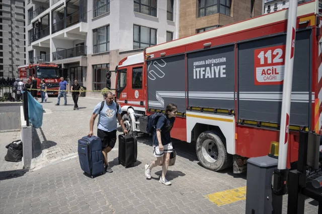 Ankara'da 26 Katlı Binada Çıkan Yangının Ardındaki Sebepler Araştırılıyor