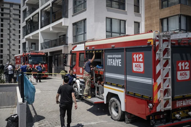 Ankara'da 26 Katlı Binada Çıkan Yangının Ardındaki Sebepler Araştırılıyor