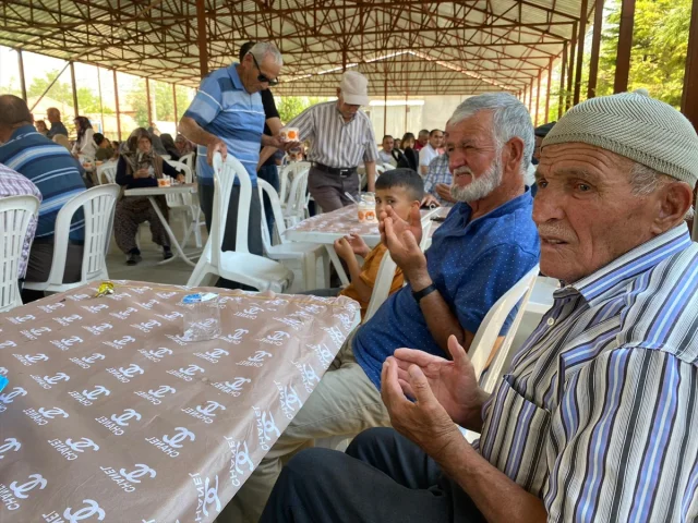 Antalya'nın Elmalı İlçesinde İmece Usulüyle Aşure Şöleni