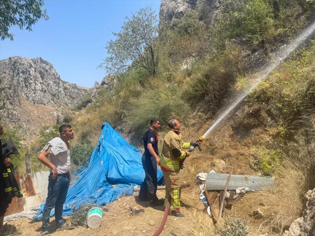 Antakya'da Yükselen Alevler Kontrol Altına Alındı: Yangından Geride Kalanlar