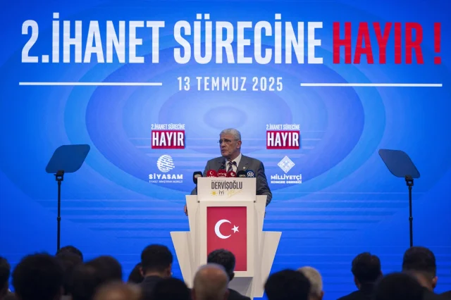 Müsavat Dervişoğlu Gençliğe Seslendi: Geleceği Bugünden Kuralım