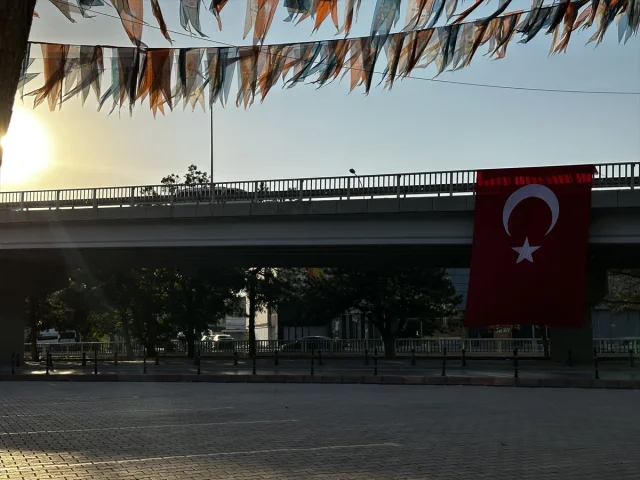Konya Sokaklarında Türk Bayrakları Dalgalanıyor