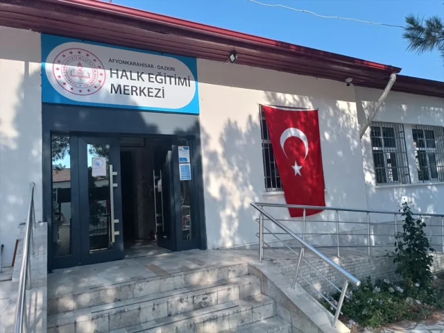 Afyonkarahisar'da Terörsüz Türkiye İçin Bayraklı Destek