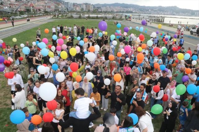Rize'de Kansere Karşı Zafer Kutan Emir Ali'nin Mutluluğu Balonlarla Kutlandı