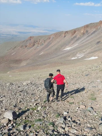 Erciyes Dağı'nda Mahsur Kalan Dağcının Heyecan Dolu Kurtuluş Hikayesi
