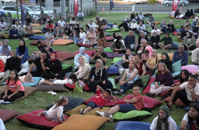 Esat Kabaklı'dan 15 Temmuz Müzesi'nde Coşkulu Konser