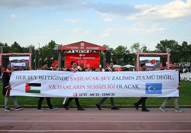 ODTÜ'de Gurur Dolu Mezuniyet Töreni: Öğrenciler Geleceğe Haz...