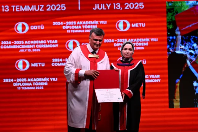 ODTÜ'de Gurur Dolu Mezuniyet Töreni: Öğrenciler Geleceğe Hazır