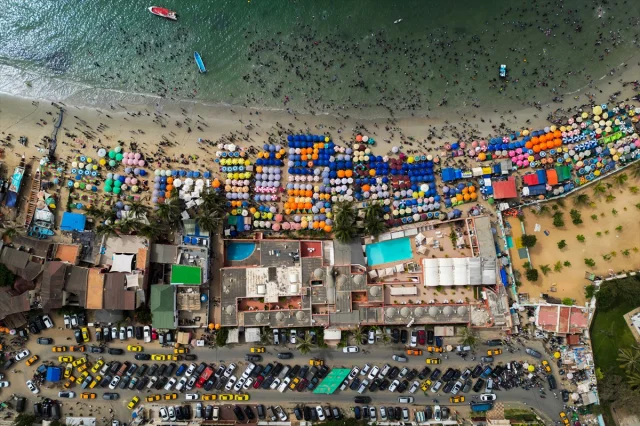 Dakar'ın Plajlarına Yoğun İlgi Su Sporları ve Eğlence