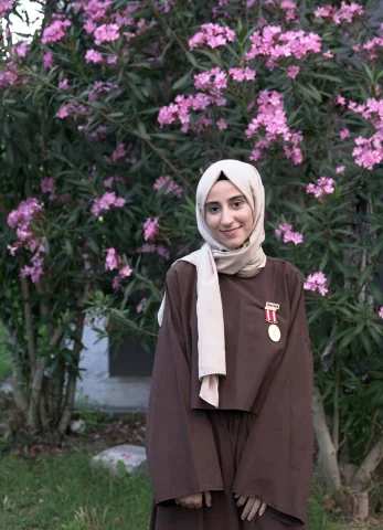 15 Temmuz'un Direnişçi Genç Kızı: Adviyye Gül İsmailoğlu'nun...