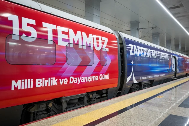 Ulaştırma Bakanı Uraloğlu'ndan 15 Temmuz Treni Mesajı