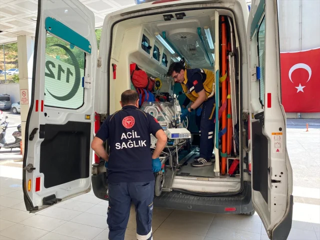 Prematüre Bebek İçin Ambulans Helikopter Amasya'dan Ankara'y...